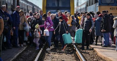 Welsh morning headlines: News, Ukraine, Covid, sport, weather and road updates as Wales could be set to welcome 1,000 refugees