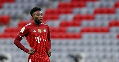 'Wow' - Alphonso Davies sends Mohamed Salah contract message to FSG and Liverpool