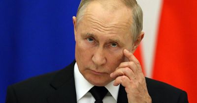 Putin could 'destroy world' and 'crazy enough' to use nuclear weapons in Ukraine