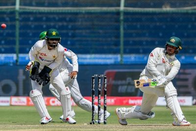 Carey misses hundred as Australia pile 505-8 in second Test