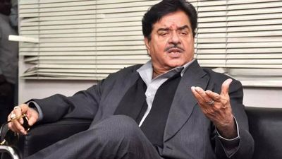 Bihar Congress receives a jolt as its leader Shatrughan Sinha becomes TMC candidate for Asansol bypoll