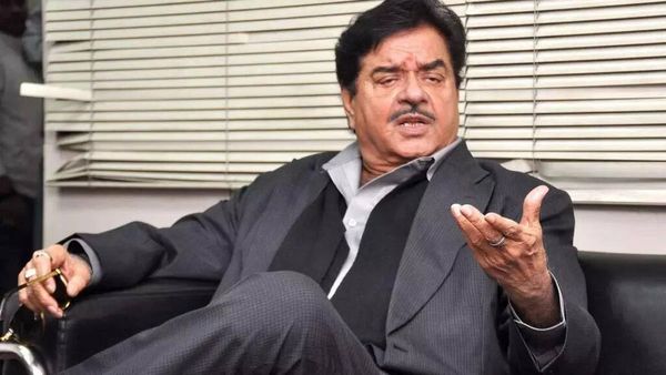 Bihar Congress receives a jolt as its leader Shatrughan Sinha becomes TMC candidate for Asansol bypoll