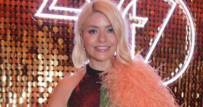 Holly Willoughby to miss Dancing On Ice tonight after testing positive for covid