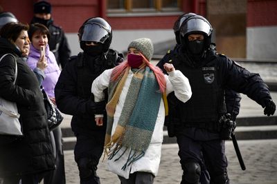 Hundreds of anti-war protesters arrested across Russia