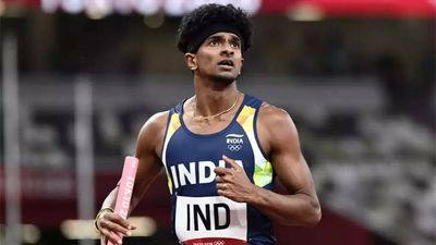 Amoj Jacob and Priya Mohan share limelight with long jumpers