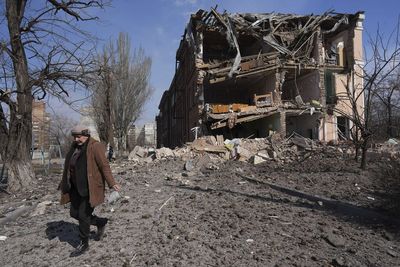 Ukraine latest updates: Civilian convoy leaves besieged Mariupol
