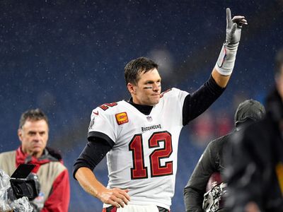 Tom Brady announces he changed his mind on retirement, will play for Buccaneers in 2023