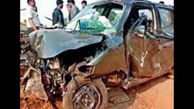 Five including 6-month-old baby die in Andhra Pradesh road accident