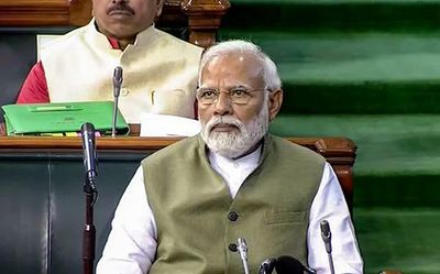 BJP MPs give standing ovation to PM Modi in Lok Sabha