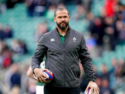 Andy Farrell defends ‘world-class’ Ireland scrum despite England struggles