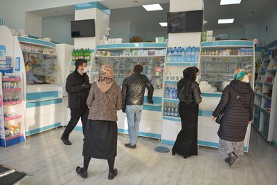 Stockpiling Russians buy electronics, pharmacy goods as crisis deepens -PSB