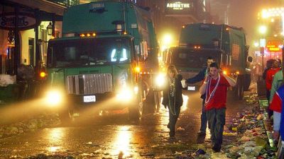 Students Turn Mardi Gras Trash Into Hurricane Bulwark