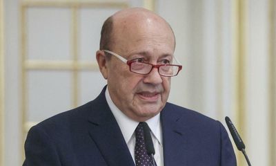 Russian former foreign minister calls for Ukraine ceasefire
