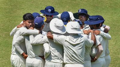 Jharkhand batters make mockery of Nagaland, post 880 in Ranji pre-quarters