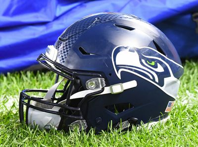 Seahawks 2022 free agency tracker: Who’s signing, who’s staying, who’s leaving?