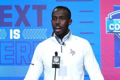 Kwesi Adofo-Mensah comments on why Vikings extended Kirk Cousins