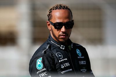 Hamilton planning to change name to include mother's surname