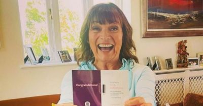 Lorraine Kelly 'looks great' as she celebrates milestone weight loss