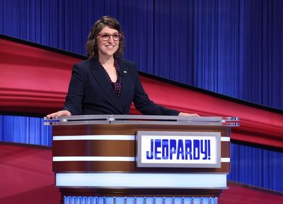 Mayim Bialik would ‘love’ to be Jeopardy!’s first permanent female host