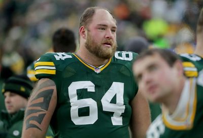 Former Packers OL Ben Braden signs with Broncos