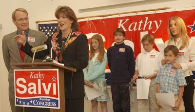 Republican Kathy Salvi running for Senate; may get boost from major Illinois GOP donors