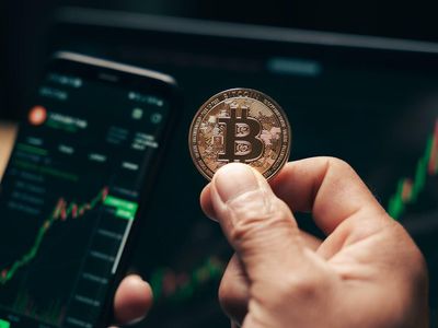 Bitcoin, Ethereum, Dogecoin Spike Ahead Of Fed's Anticipated Rate Hike — Is Crypto In For A 'Choppy Period?'