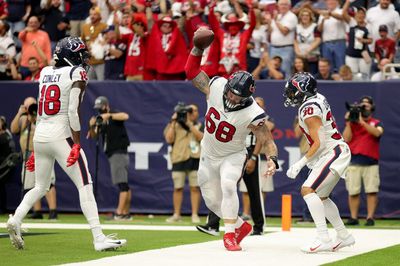 Texans re-sign center Justin Britt to 2-year contract