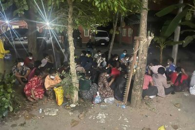 Border crossers caught in Tak