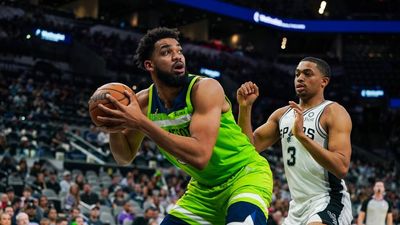 NBA Twitter reacts to wild night in the Association
