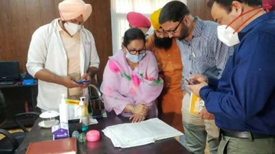 Amritsar: AAP's newly-elected MLA Jeevanjot Kaur conducts surprise checks