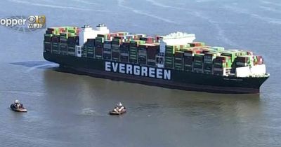Huge cargo ship blocks US harbour forcing other vessels to use slow one-way route