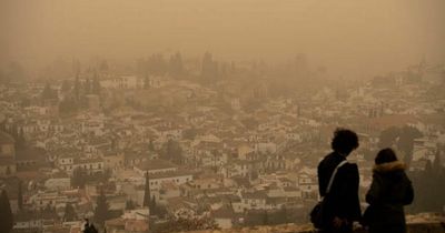 Irish tourists may have holiday plans upended as Spain issues 'extremely poor air quality' warning