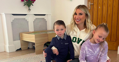 Billie Faiers says 'livid stranger 'slapped her child' on busy flight