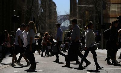 Australia should grant temporary visas for all jobs earning over $70,000, report says