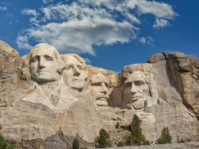 Presidents' Day: 5 Facts About This Holiday — And Why It's A Three-Day Weekend