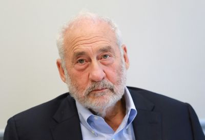 Nobel laureate Stiglitz calls on Europe to do without Russian gas