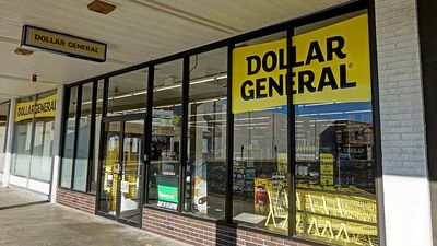Williams-Sonoma, Dollar General Rise As Retailers Try To Tame Inflation, Supply Chains