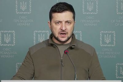 Zelenskyy center stage: Facing Congress, pleading for help