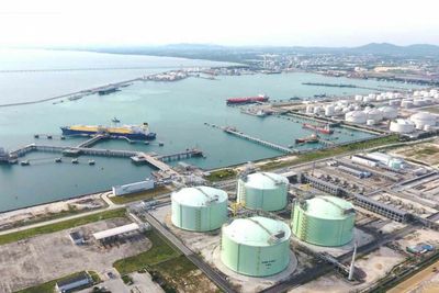 B.Grimm hails first private import of LNG
