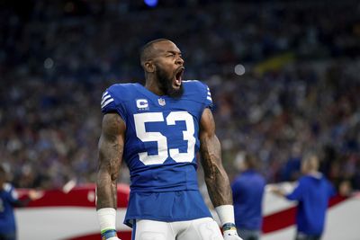 Colts’ Darius Leonard goes on free agency recruiting spree