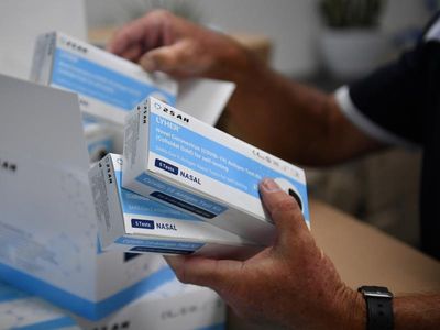 NZ to give Aussies rapid antigen tests