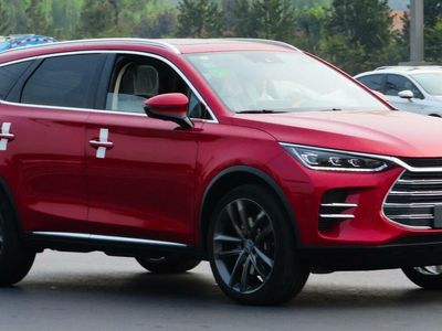 Warren Buffett-Backed Chinese EV Maker Follows Tesla In Hiking Prices As Material Costs Pinch
