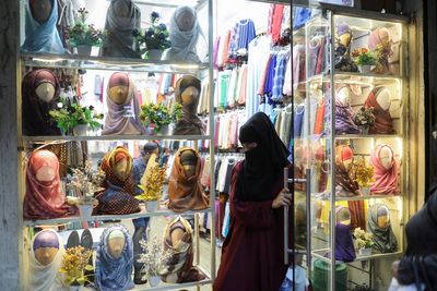 Hindu hardliners seek wider India ban on hijab in class after court verdict