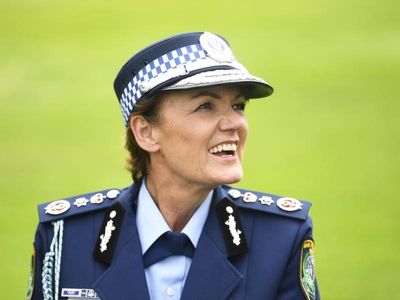 NSW police chief isolates on COVID result