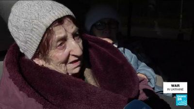 In Kyiv, residents of Irpin are evacuated before curfew begins