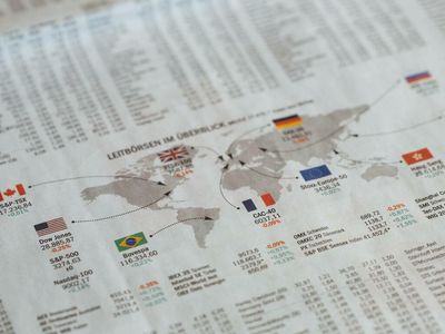 Strategists Cut Targets For European Equity Markets Amid Increasing Risks: Bloomberg