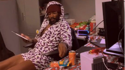 VIDEO: US Worker Moves Into Office Cubicle To Protest The Cost Of Living