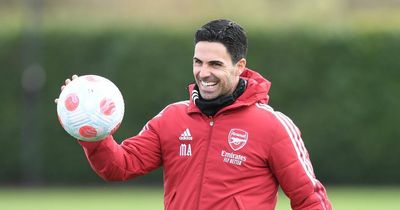 Mikel Arteta confirms "very simple" Arsenal decision after making PSG manager shortlist