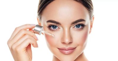 How can a face serum protect your skin from harmful colours on Holi