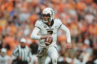 Drew Lock: Watch college highlights for incoming Seahawks QB